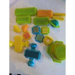 Bristle Blocks by Battat, 21 Pieces‎ - Sensory Learning Toys, Colorful Shapes